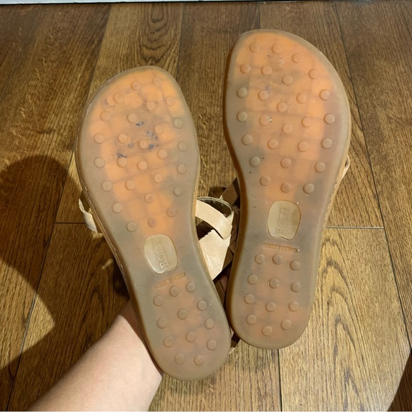 Women's Size 9M Born Favignana Leather Strappy Slingback Sandals - Picture 6 of 6